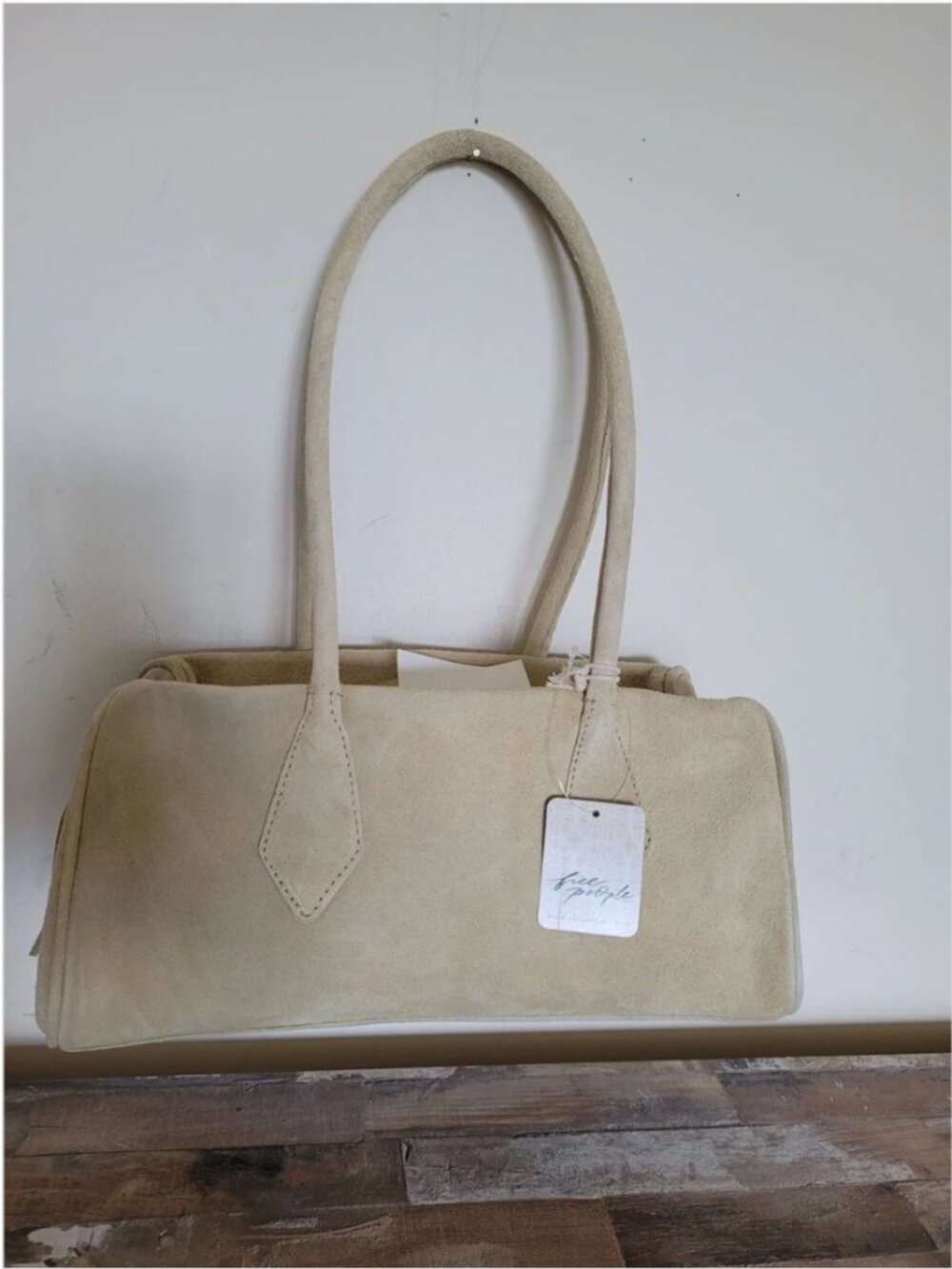 Free People NWT Sierra Suede Beige Shoulder Bag - Picture 2 of 7
